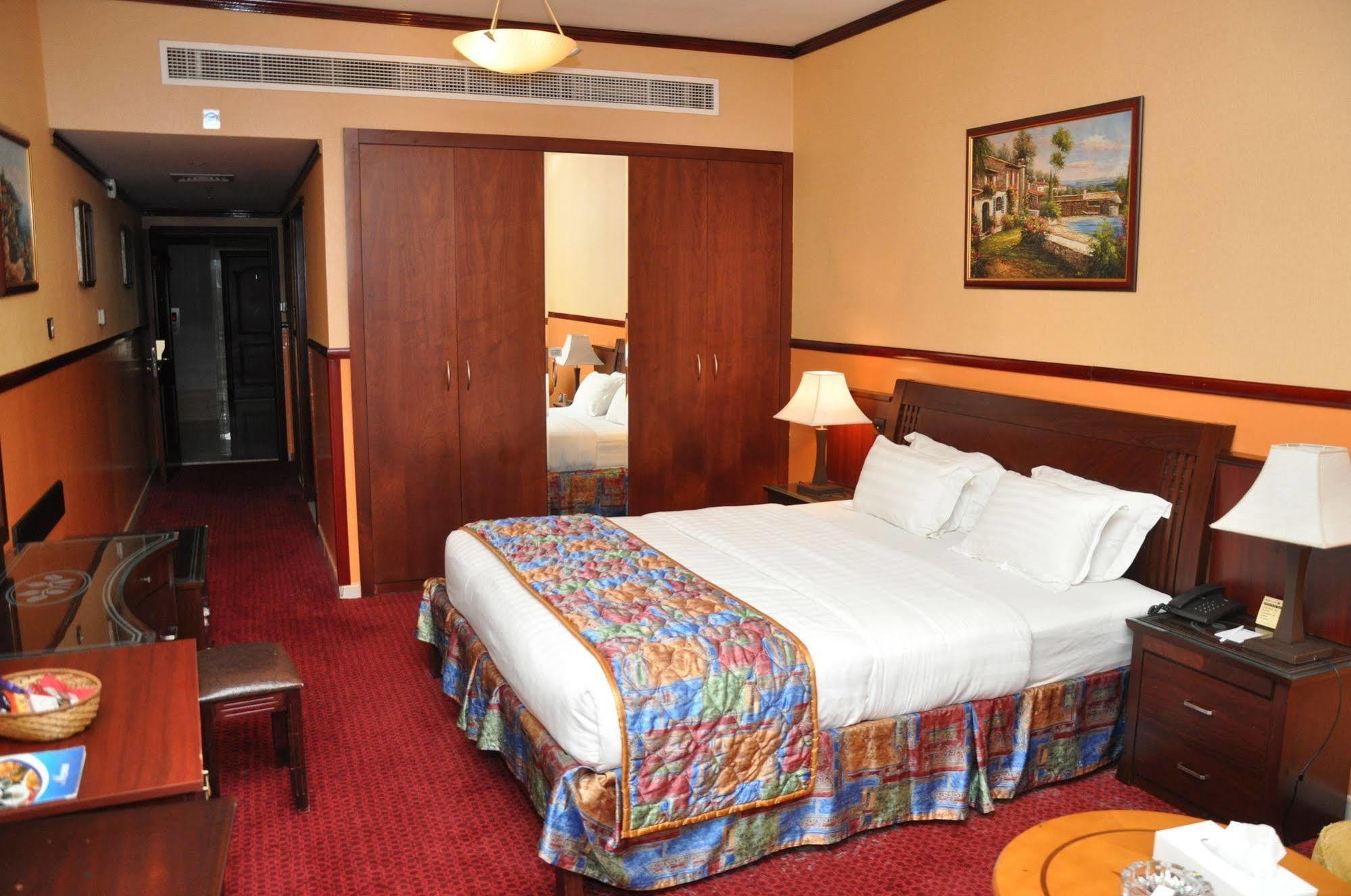 Benta Grand Hotel Llc Dubai Luaran gambar